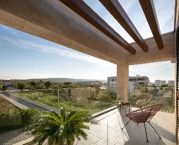 4-Bedroom Villa for 8 Guests in Sukošan, Croatia