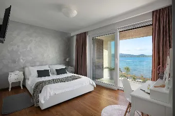 4-Bedroom Villa for 8 Guests in Sukošan, Croatia