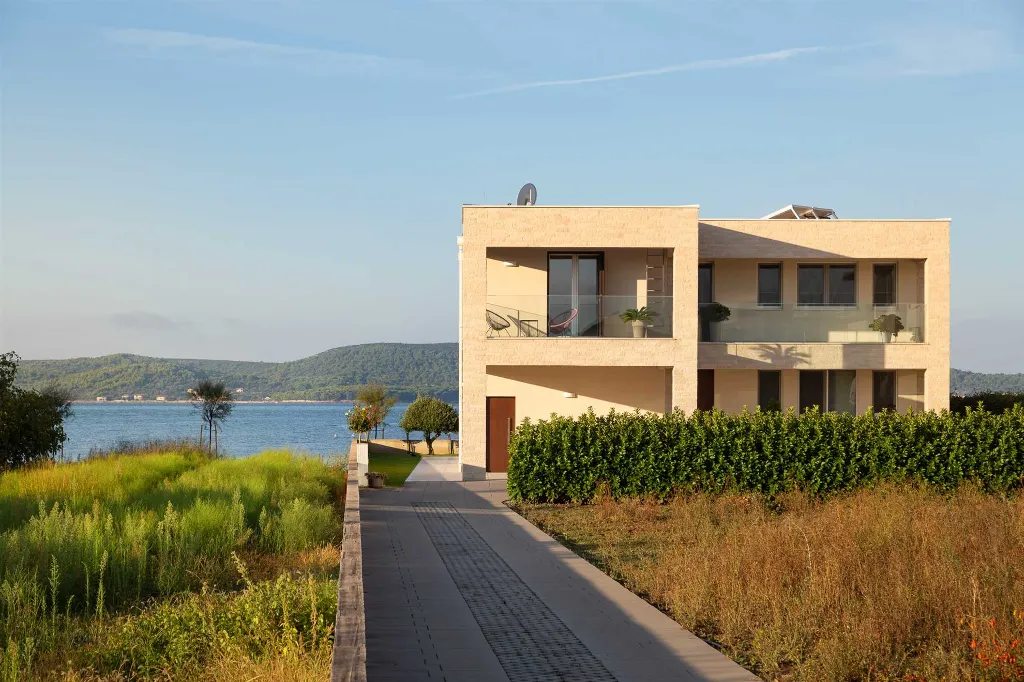 4-Bedroom Villa for 8 Guests in Sukošan, Croatia
