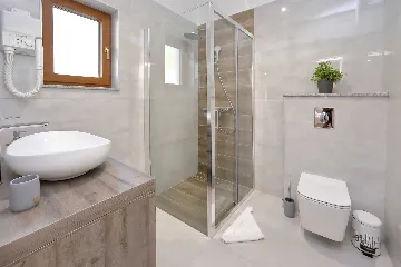 4-Bedroom Villa for 8 Guests in Starigrad