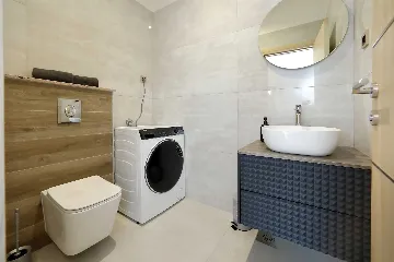 4-Bedroom Villa for 8 Guests in Starigrad