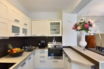 Pridraga 3-Bedroom Villa with Jacuzzi