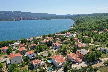 Pridraga 3-Bedroom Villa with Jacuzzi