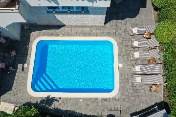 Pridraga 3-Bedroom Villa with Jacuzzi