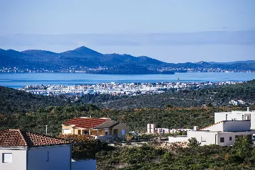 Modern 4-Bedroom Villa in Sukošan for 8