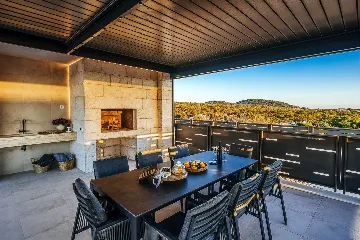 Modern 4-Bedroom Villa in Sukošan for 8