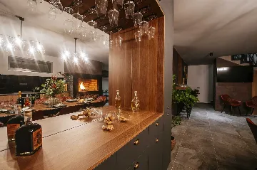 Modern 4-Bedroom Villa in Sukošan for 8