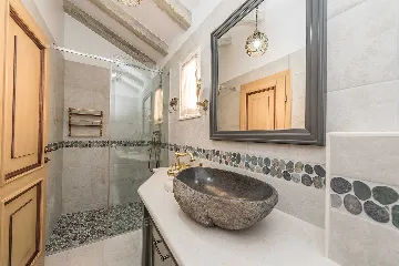 3-Bedroom Villa in Pridraga for up to 8 Guests