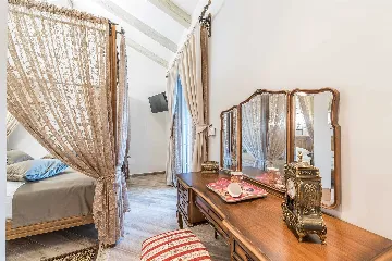 3-Bedroom Villa in Pridraga for up to 8 Guests