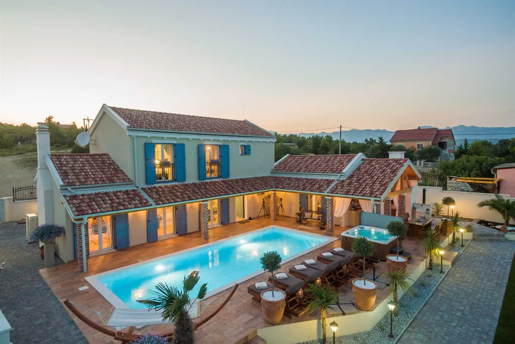 3-Bedroom Villa in Pridraga for up to 8 Guests