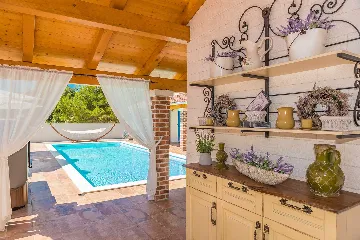 3-Bedroom Villa in Pridraga for up to 8 Guests