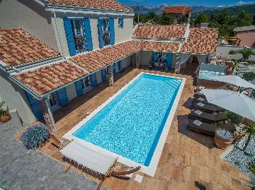 3-Bedroom Villa in Pridraga for up to 8 Guests