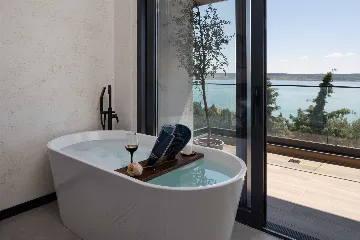 6-Bedroom Villa in Starigrad (Up to 14 Guests)