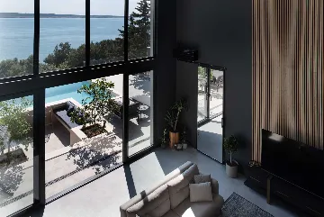 6-Bedroom Villa in Starigrad (Up to 14 Guests)