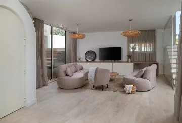 Poličnik Villa for Up to 10 Guests