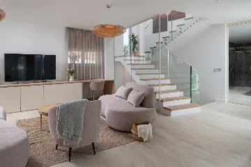 Poličnik Villa for Up to 10 Guests