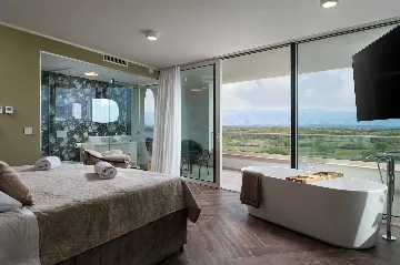 Poličnik Villa for Up to 10 Guests