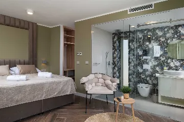 Poličnik Villa for Up to 10 Guests