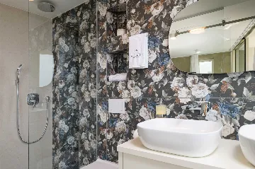 Poličnik Villa for Up to 10 Guests