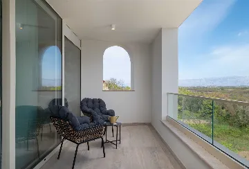 Poličnik Villa for Up to 10 Guests