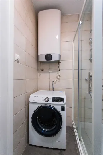 Air-Conditioned Apartment with Balcony in Zadar