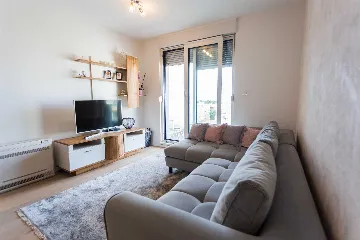 Air-Conditioned Apartment with Balcony in Zadar