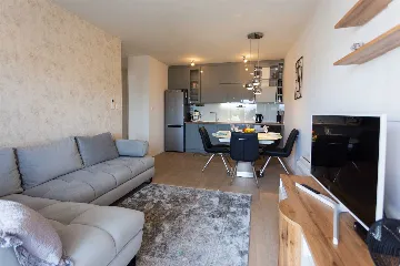 Air-Conditioned Apartment with Balcony in Zadar