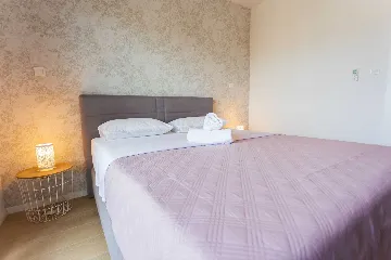 Air-Conditioned Apartment with Balcony in Zadar