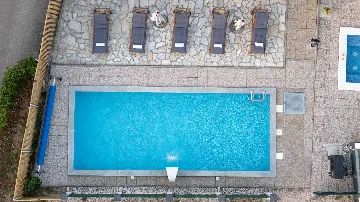 Holiday House in Zadar with Pool & Jacuzzi, up to 10