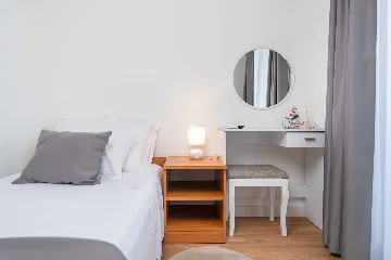 Holiday House in Zadar with Pool & Jacuzzi, up to 10