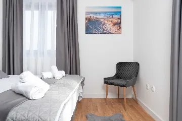 Holiday House in Zadar with Pool & Jacuzzi, up to 10