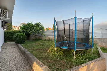 Holiday House in Zadar with Pool & Jacuzzi, up to 10