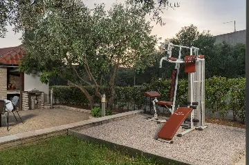 Holiday House in Zadar with Pool & Jacuzzi, up to 10