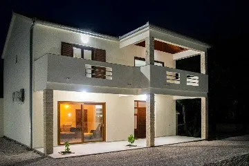 5-Bedroom Villa in Posedarje for up to 12 Guests