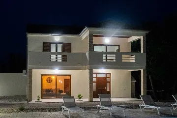 5-Bedroom Villa in Posedarje for up to 12 Guests