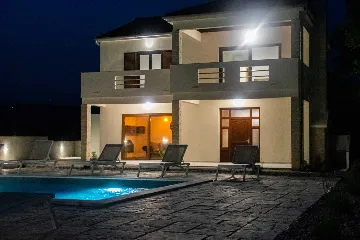 5-Bedroom Villa in Posedarje for up to 12 Guests