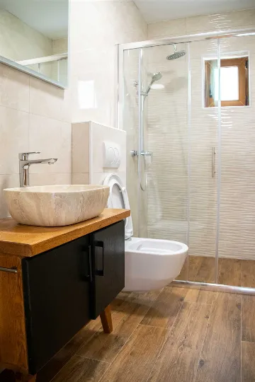 5-Bedroom Villa in Posedarje for up to 12 Guests