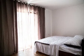 5-Bedroom Villa in Posedarje for up to 12 Guests