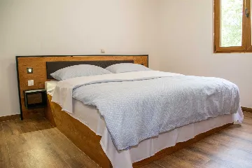 5-Bedroom Villa in Posedarje for up to 12 Guests