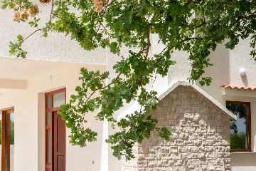 5-Bedroom Villa in Posedarje for up to 12 Guests