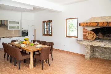 5-Bedroom Villa in Posedarje for up to 12 Guests
