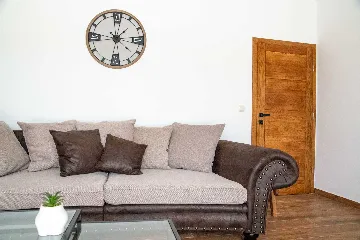 5-Bedroom Villa in Posedarje for up to 12 Guests