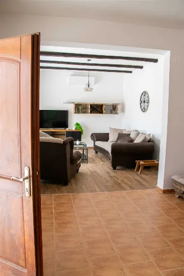 5-Bedroom Villa in Posedarje for up to 12 Guests