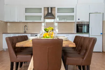 5-Bedroom Villa in Posedarje for up to 12 Guests