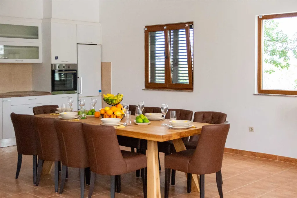 5-Bedroom Villa in Posedarje for up to 12 Guests