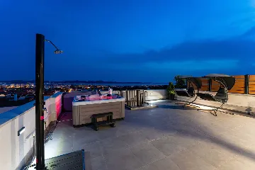 Penthouse Apartment in Zadar for 6 Guests