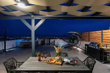 Penthouse Apartment in Zadar for 6 Guests