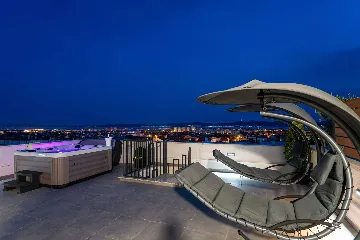 Penthouse Apartment in Zadar for 6 Guests