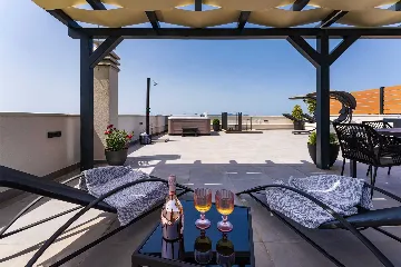 Penthouse Apartment in Zadar for 6 Guests