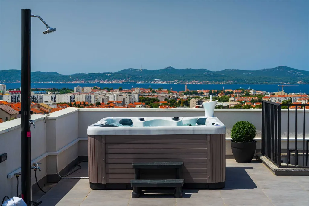 Penthouse Apartment in Zadar for 6 Guests